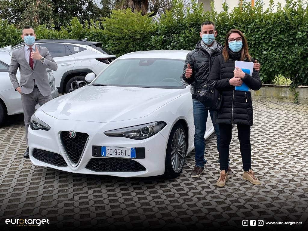 Photobook delle consegne // Aprile 2021