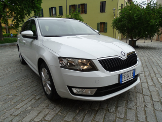 SKODA Octavia 1.6 TDI CR 110 CV Wagon Ambition