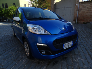 PEUGEOT 107 1.0 68CV 5p. Superga