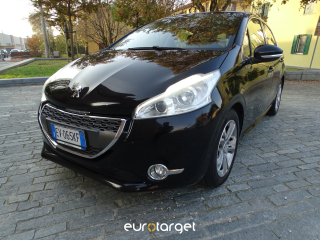 PEUGEOT 208 1.2 VTi 82 CV 5 porte Allure