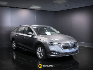 SKODA Octavia 2.0 TDI EVO SCR DSG Wagon Executive