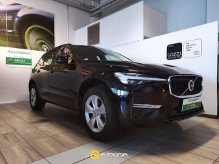 VOLVO XC60 B4 (d) AWD automatico Business