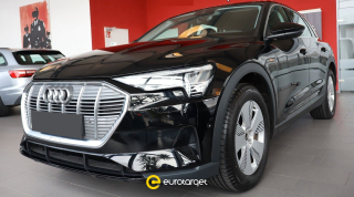 AUDI e-tron  50 quattro