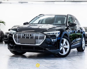 AUDI e-tron  50 quattro