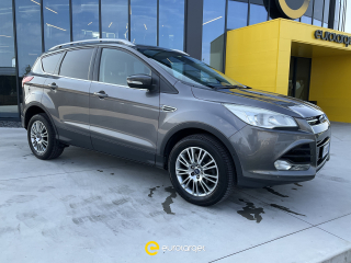 FORD Kuga 2.0 TDCI 140 CV 4WD Powershift Titanium