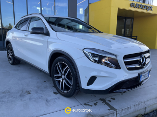 MERCEDES GLA 180 d Premium