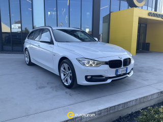 BMW Serie 3 318d Touring Sport