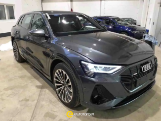 AUDI e-tron  55 quattro S line edition