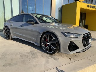 AUDI A7 RS 7 SPB quattro tiptronic
