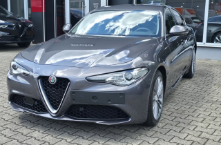 ALFA ROMEO Giulia 2.0 Turbo 200 CV AT8 Super