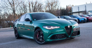 ALFA ROMEO Giulia 2.9 V6 Bi-Turbo AT8 Quadrifoglio