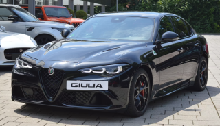 ALFA ROMEO Giulia 2.9 V6 Bi-Turbo AT8 Quadrifoglio