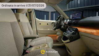 HYUNDAI Inster  49 kWh XTech + Login Pack