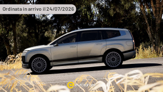 HYUNDAI Ioniq 9  110 kWh XClass