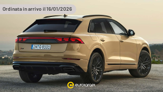 AUDI Q8 RS  TFSI V8 quattro tiptronic