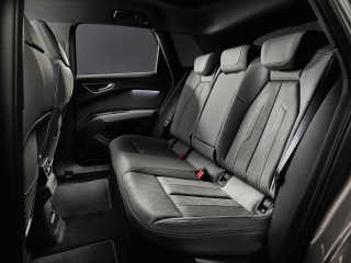 AUDI Q4 e-tron Q4 45 e-tron quattro S line edition