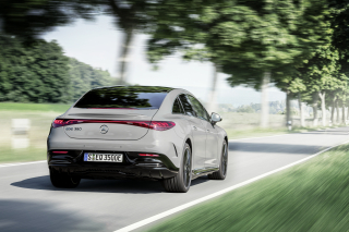 MERCEDES EQE 500 4Matic Premium Plus