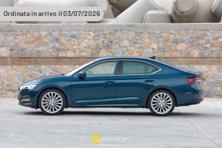 SKODA Octavia 2.0 TDI 150 CV DSG Selection