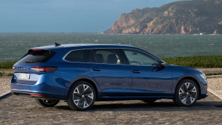 SKODA Superb 1.5 TSI Hybrid DSG Wagon Style