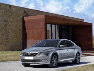 SKODA Superb 1.4 TSI Plug-In Hybrid DSG Executive