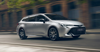 TOYOTA Corolla GR SPORT 2.0 Hybrid Touring Sports