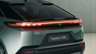 TOYOTA C-HR  77 kWh Icon