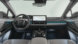TOYOTA C-HR  77 kWh AWD-i Premium