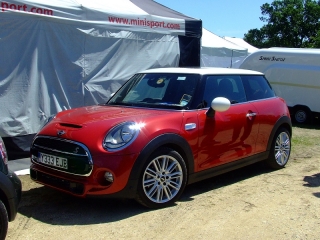 MINI Mini 2.0 Cooper S Essential