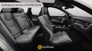 VOLVO XC60 B5 AWD automatico Plus Black Edition