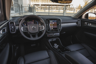 VOLVO XC40 T4 Recharge Plug-in Hybrid aut. Ultimate Dark N1