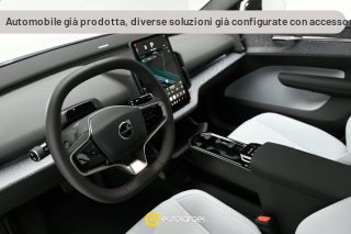 VOLVO EX30 Twin Motor Performance AWD Plus Black Edition