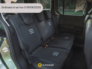 FORD Tourneo Courier  43kWh PC Titanium