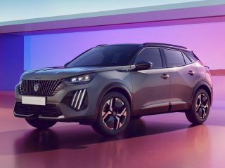 PEUGEOT 2008 motore elettrico 156 CV GT