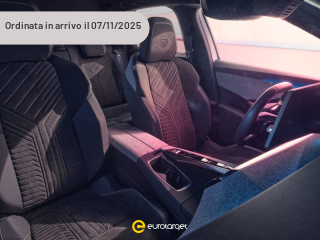 PEUGEOT 3008  motore elettrico (98kWh) Long Range 230 CV GT
