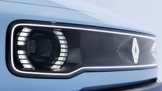 RENAULT 4 E-Tech Electric  150 CV Comfort Range Iconic