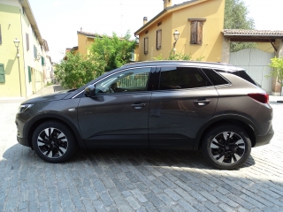 OPEL Grandland  1.5 diesel Ecotec aut.