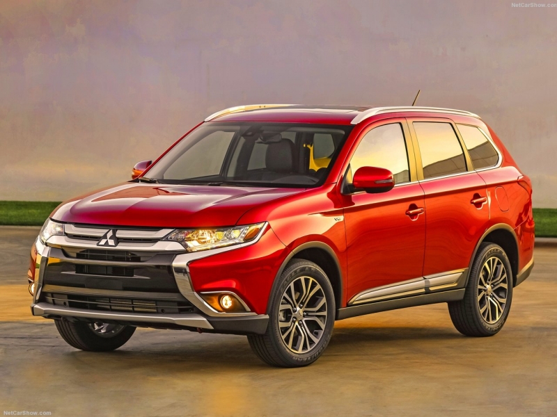 Offerta MITSUBISHI Outlander 2.0 MIVEC 2WD CVT Instyle