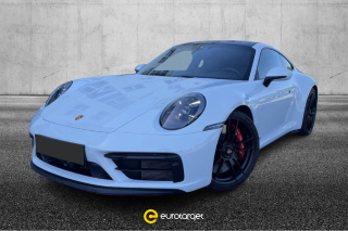 PORSCHE 911 Carrera 4 GTS