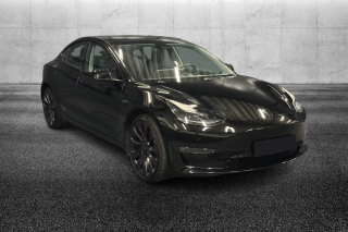 TESLA Model 3  Long Range AWD Performance