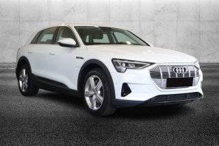 AUDI e-tron  50 quattro