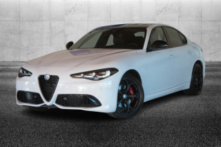 ALFA ROMEO Giulia 2.0 Turbo 280 CV AT8 AWD Q4 Tributo Italiano