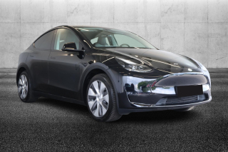 TESLA Model Y  Long Range AWD